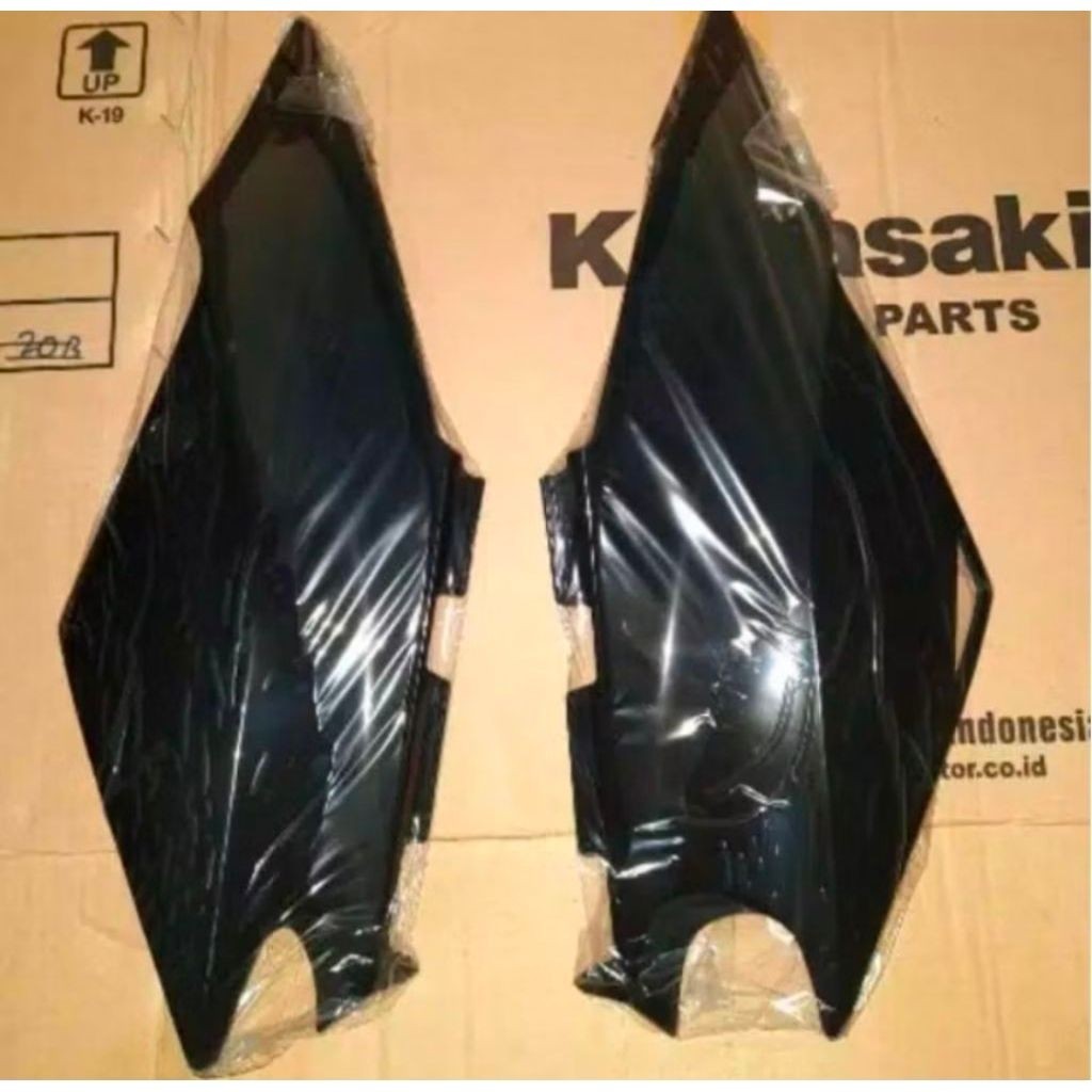 cover body belakang klx 150 bf dtracker bf new hitam polos original