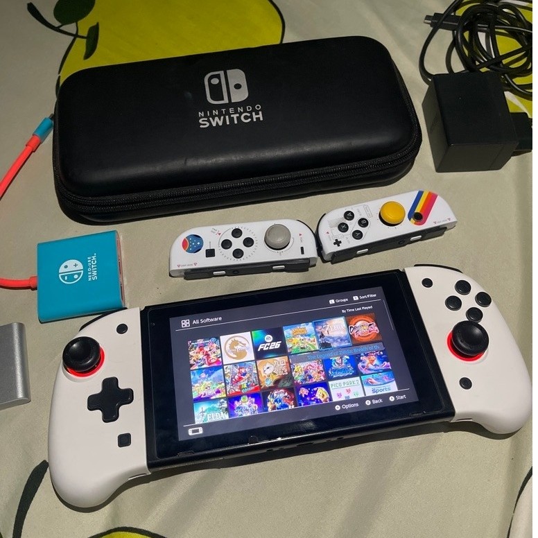 Nintendo Switch v2 cfw/ofw 512gb