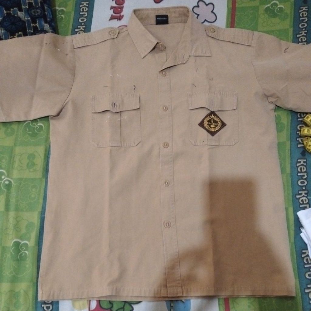 Baju pramuka preloved