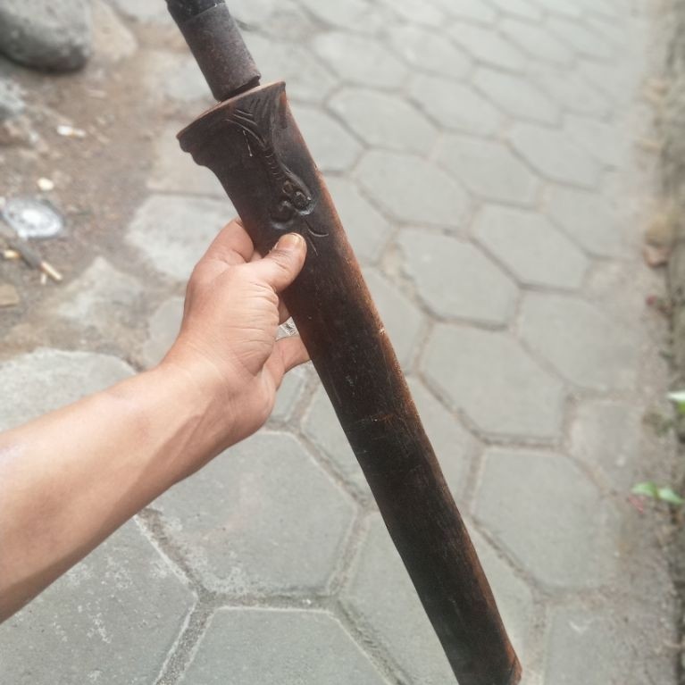 pedang sepuh tangkapan ndusun
