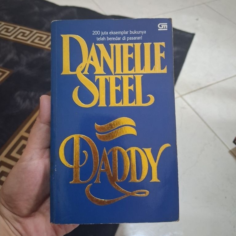 Original buku daddy danielle Steel