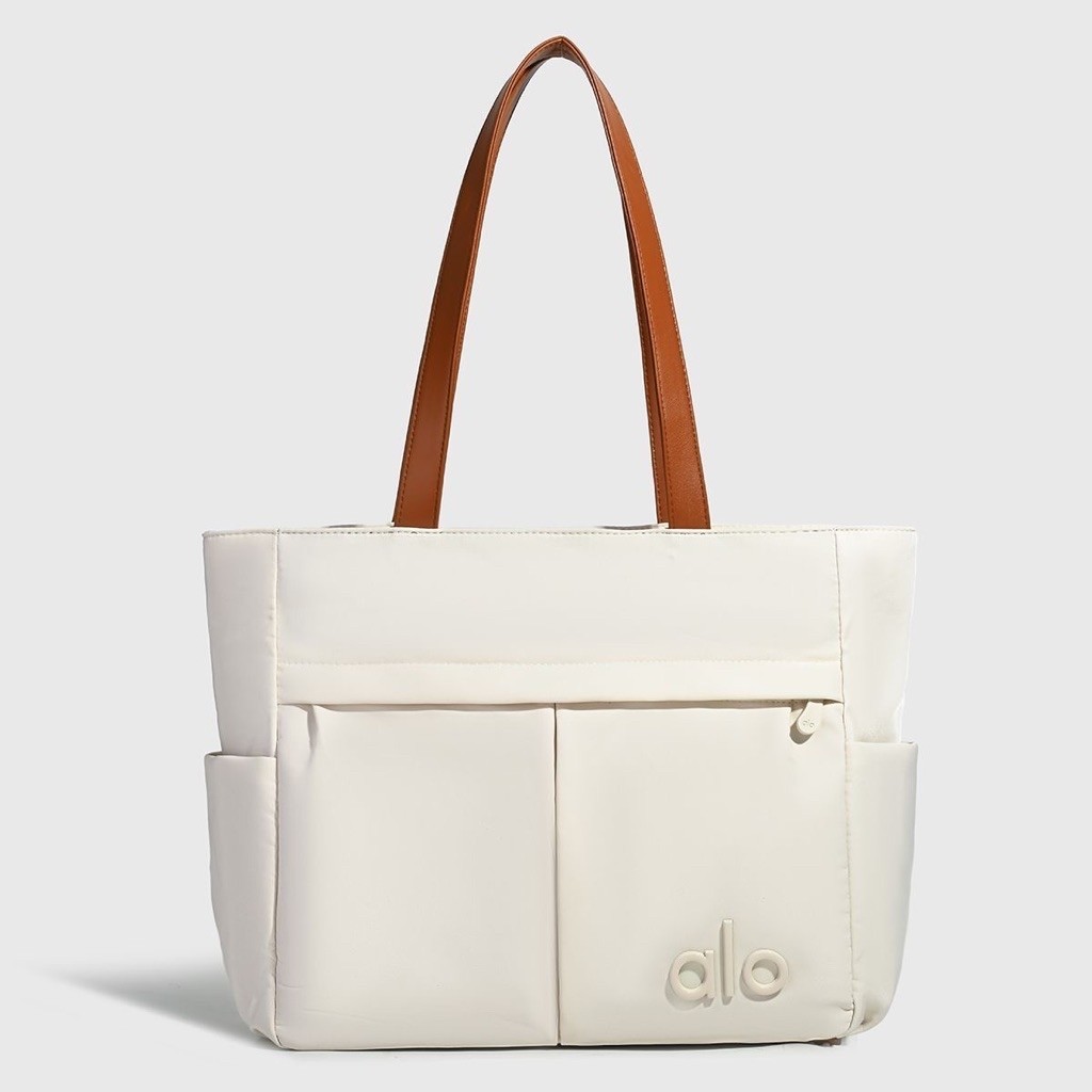 [PO] Alo Yoga Original Puffy Multi Pocket Tote Bag Wanita