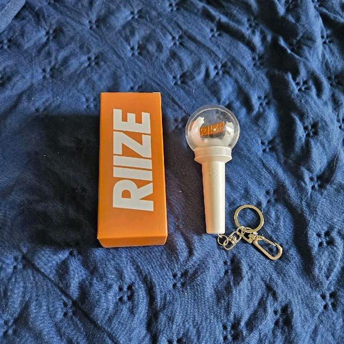 unofficial Mini Lightstick kpop enhypen straykids aespa ateez seventeen exo treasure suju