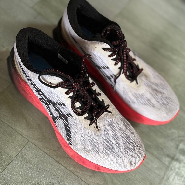 Asics Novablast 3 Men’s Running Shoes / Asics size 45