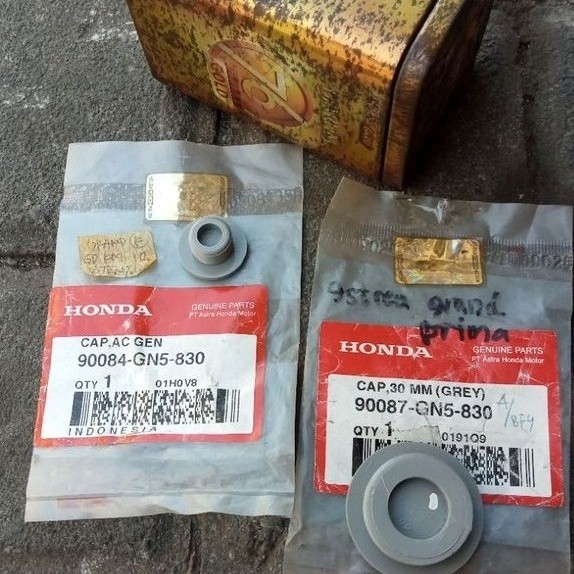 Honda Genuine Parts Cap AC Gen 90084-GN5-830 dan 90087-GN5-830 Grey Qty 1