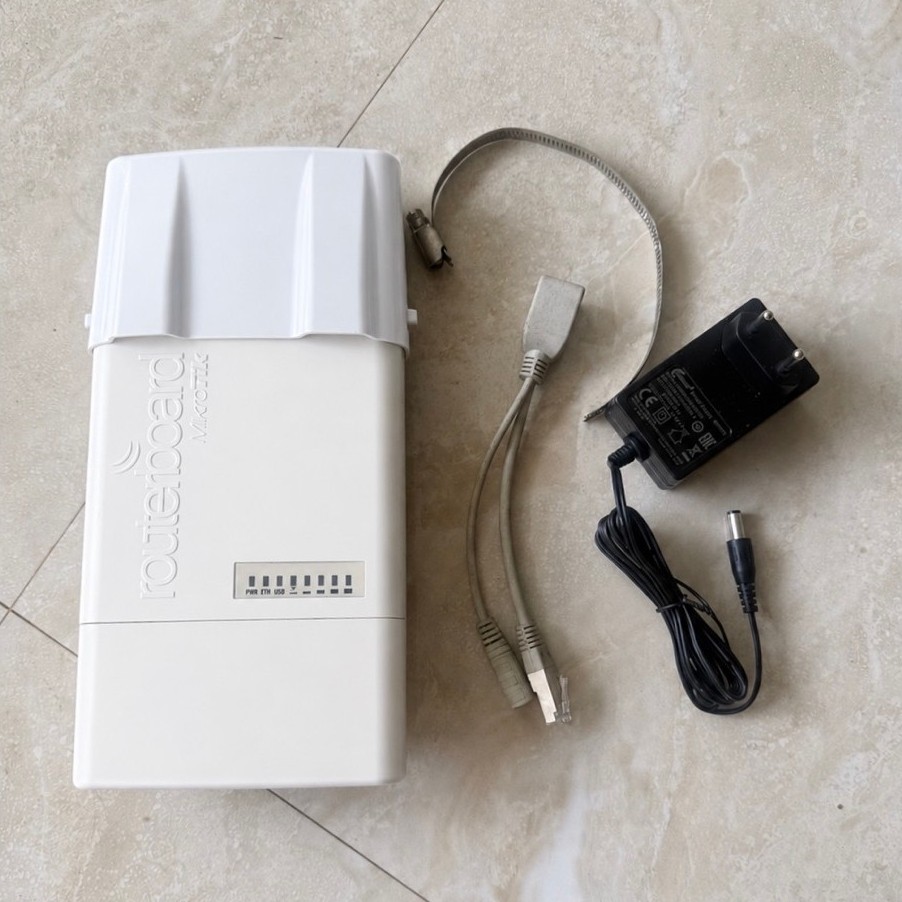Mikrotik BaseBox 2 Outdoor Wireless Router Bekas Second  lengkap Adaptor POE original