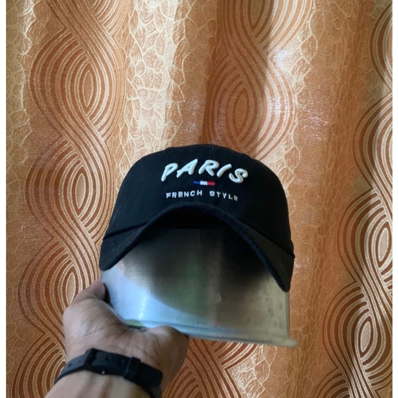 TOPI PARIS SECOND