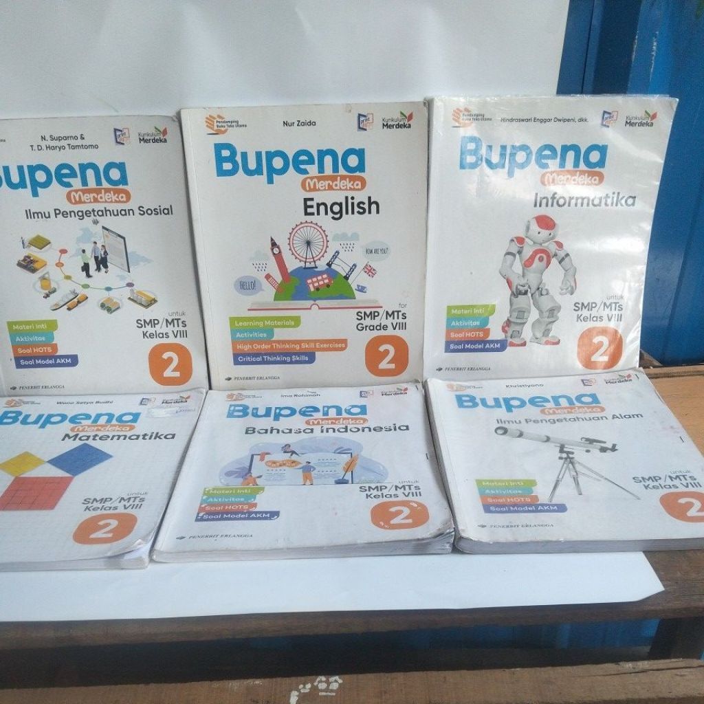 Bupena Merdeka bekas original Matematika IPS English Informatika Bahasa Indonesia IPA Erlangga SMP/M
