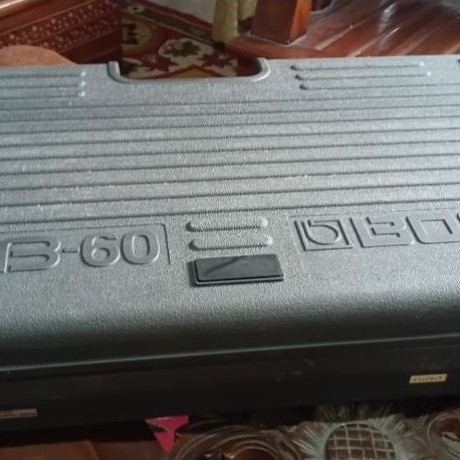 pedalboard boss bcb60