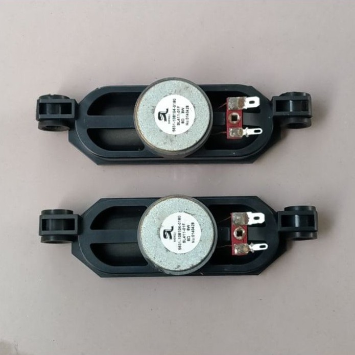 Speaker TV LED 32 inchi