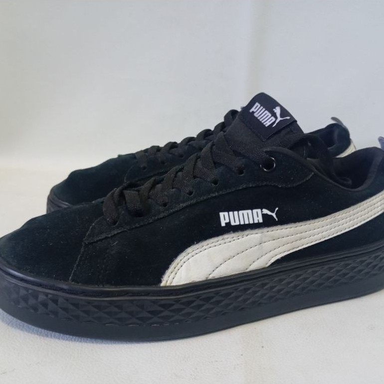 Sepatu PUMA 41/42//SUEDE
