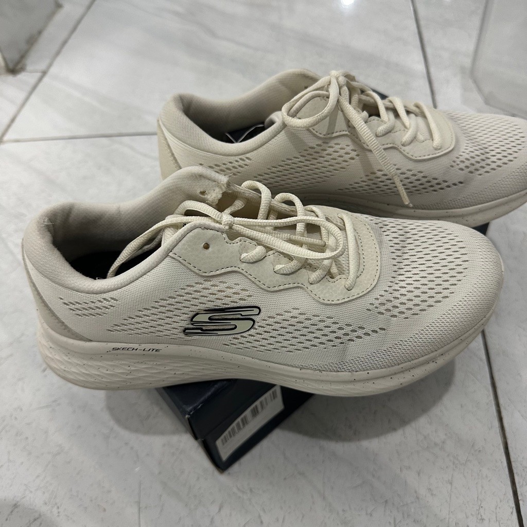 Skechers Skech-Lite - Women Training Shoes - White