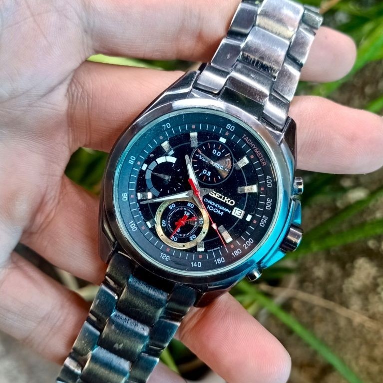Jam Tangan Pria Seiko Chronograph Black Dial