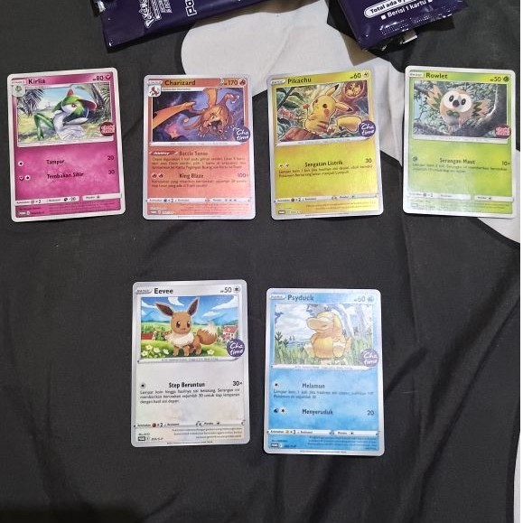 Charizard dan PIKACHU-Chatime Promo Pack Kartu Pokémon + BONUS