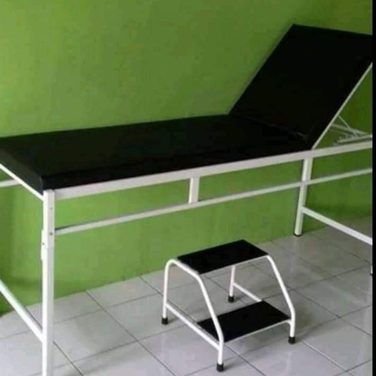 meja periksa pasien/bed periksa pasien