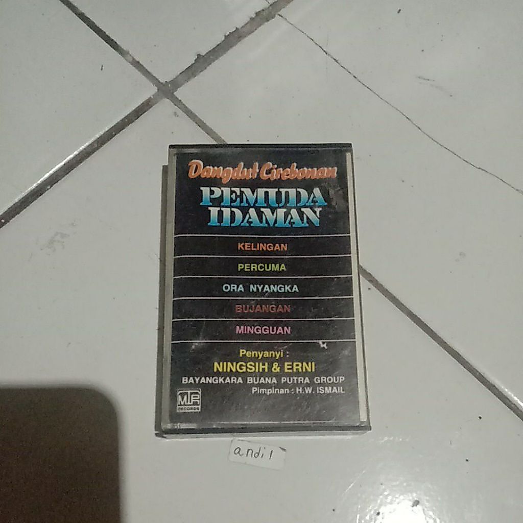 kaset pita dangdut Cirebonan pemuda idaman