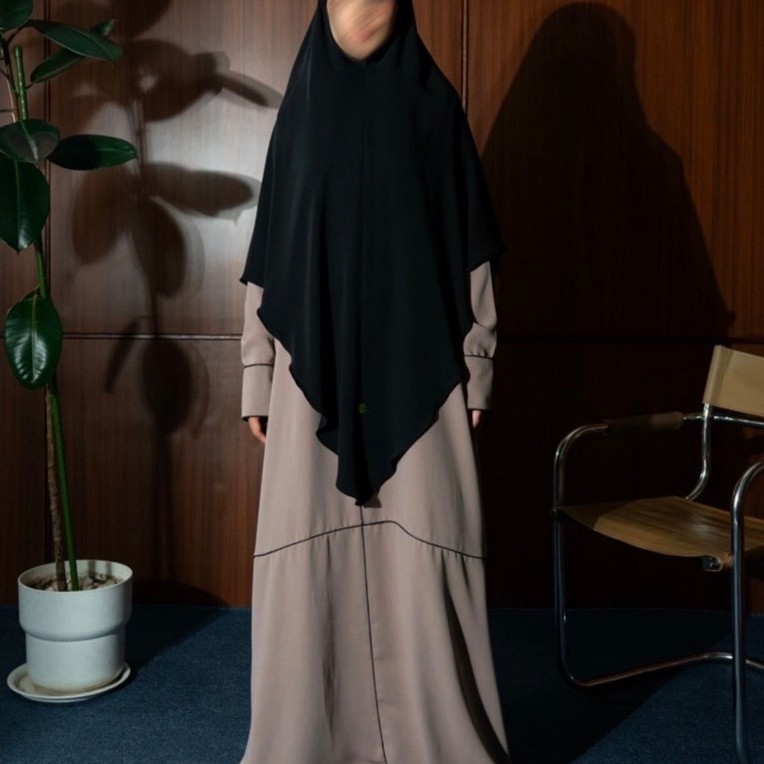 Preloved itsar kuffah khimar black medium