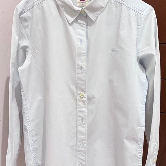 Levis Kemeja Putih Oxford Katun XS Preloved
