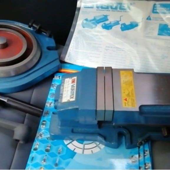 VERTEX HYDRAULIC MACHINE VISE