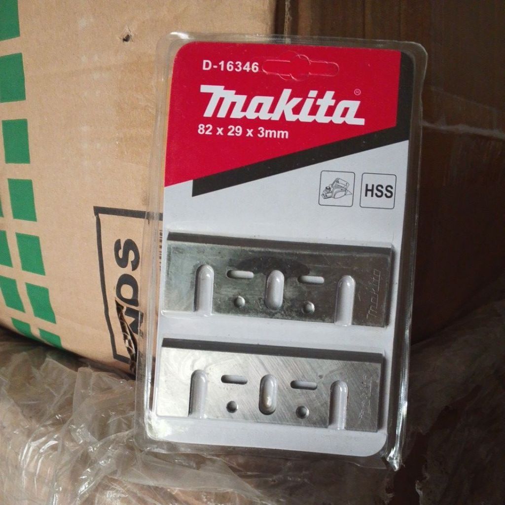 mata mesin pasah makita