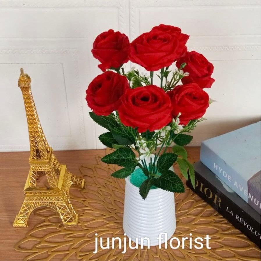 satu set bunga mawar holland artificial vas ulir