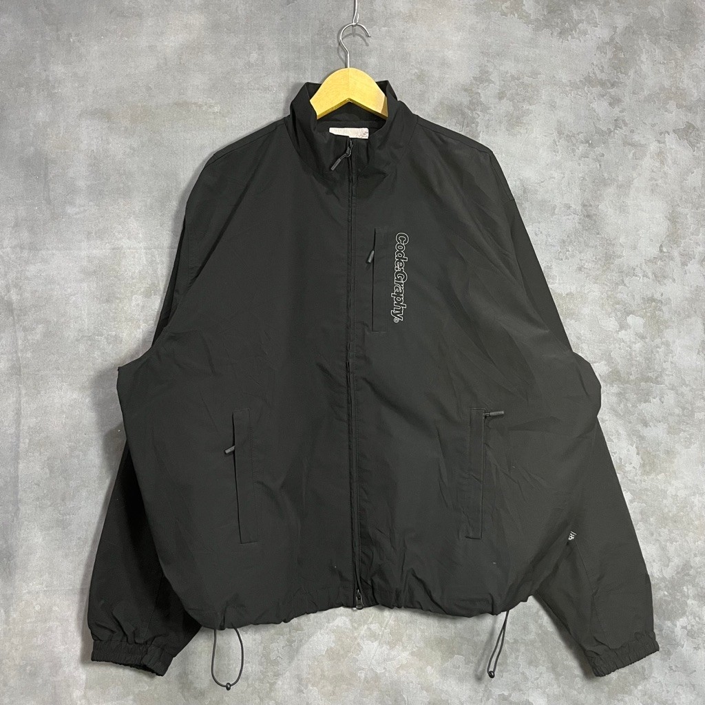 Windbreaker code graphy black original second preloved