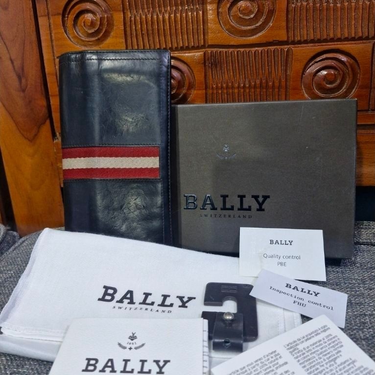 preloved dompet panjang bally original lengkap