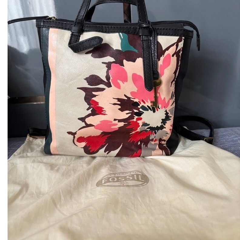 Fossil Camilla Convertible Backpack (Preloved)