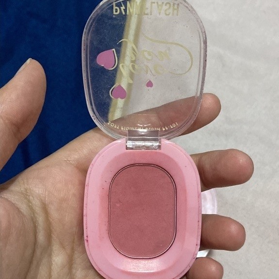 blush on pink flash