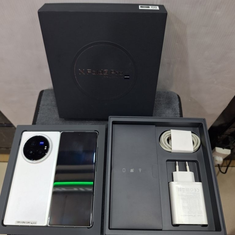 VIVO X FOLD3 PRO 16/512 SECOND