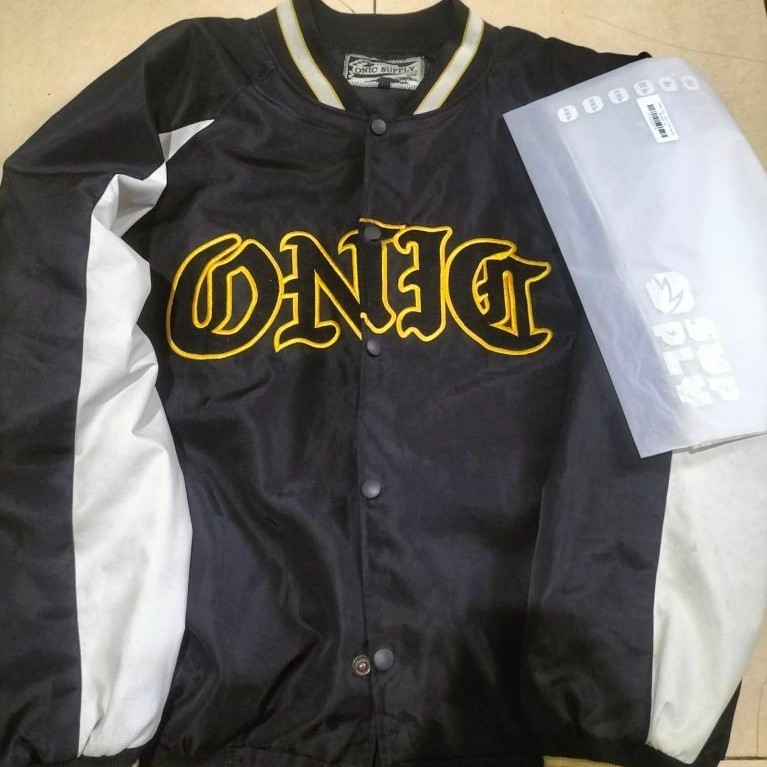 Jaket Varsity ONIC Supply Ori Size XL