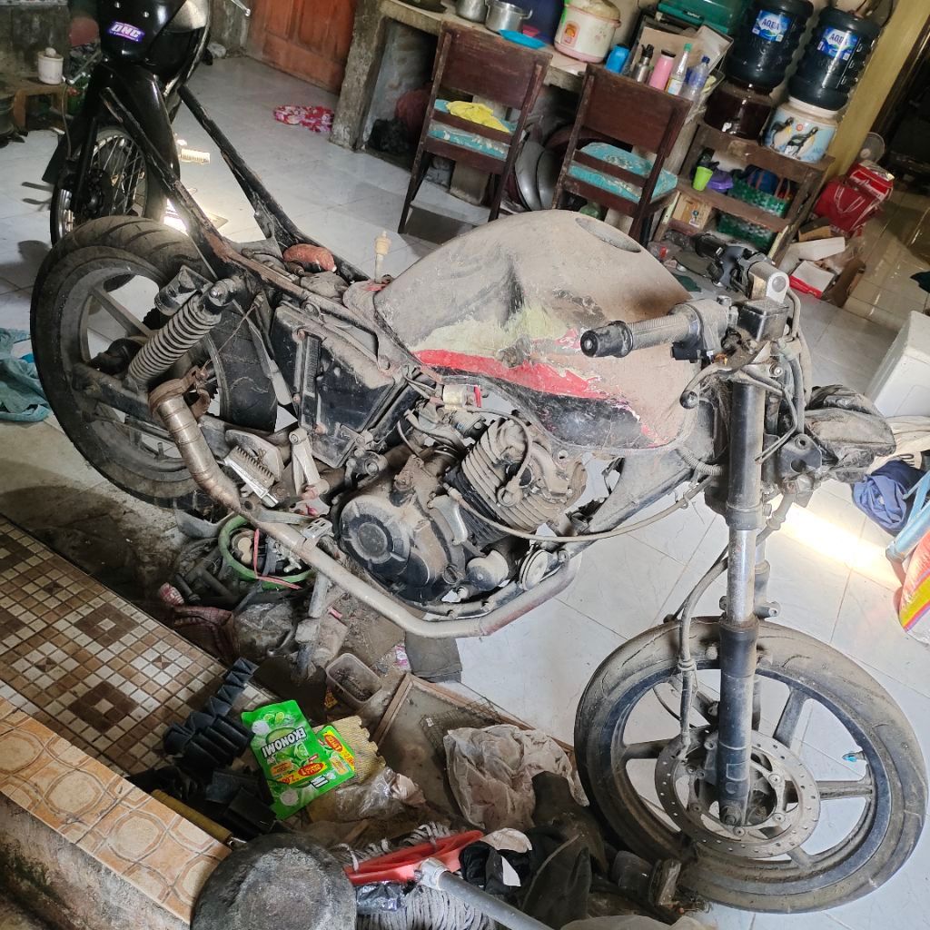 Sepeda motor Bajaj Pulsar 180