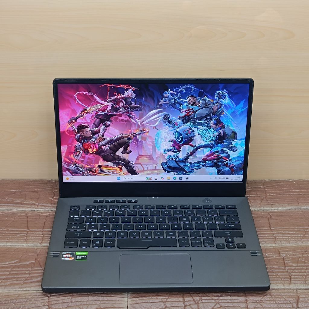 Laptop ROG Zephyrus G14 GA401II AMD RYZEN 7-4800HS RAM 8GB SSD 512GB GTX 1650 Ti ANIMATRIX