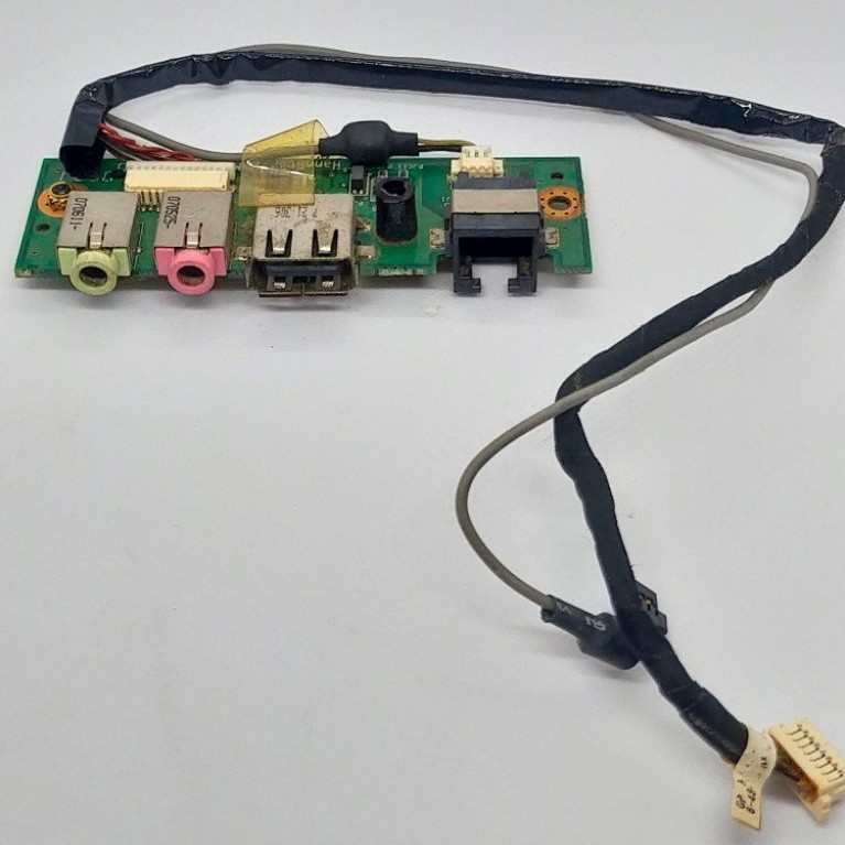 papan USB, LAN, dan audio Axioo M54SE