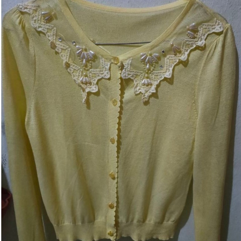 preloved cardigan soft yellow