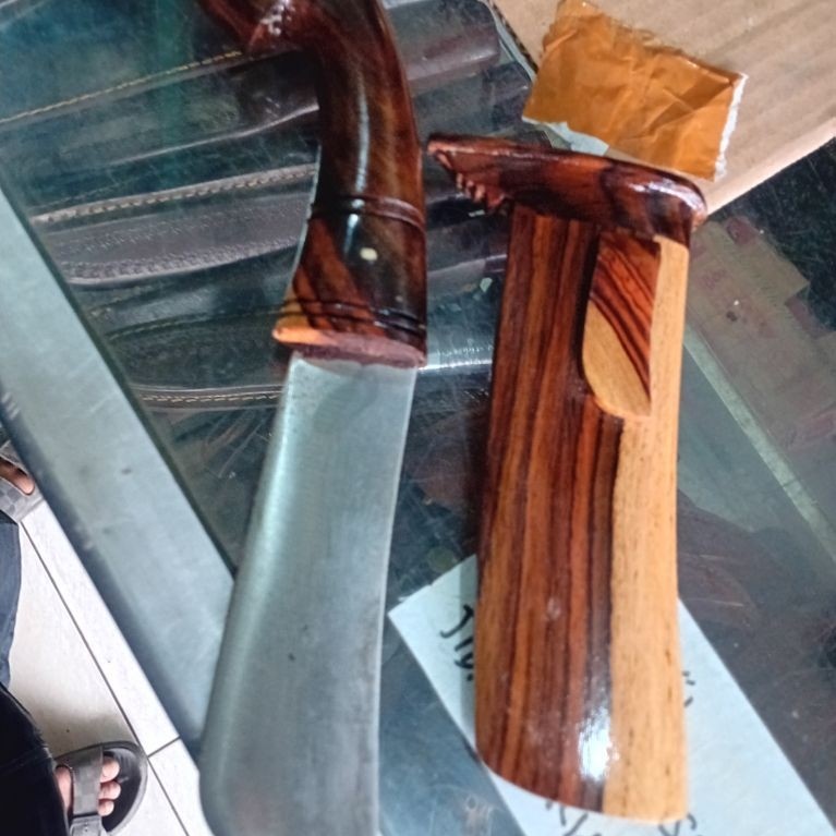 Pisau Tebas Gocil Kopak Baja Per Lawas Kayu Sonokling