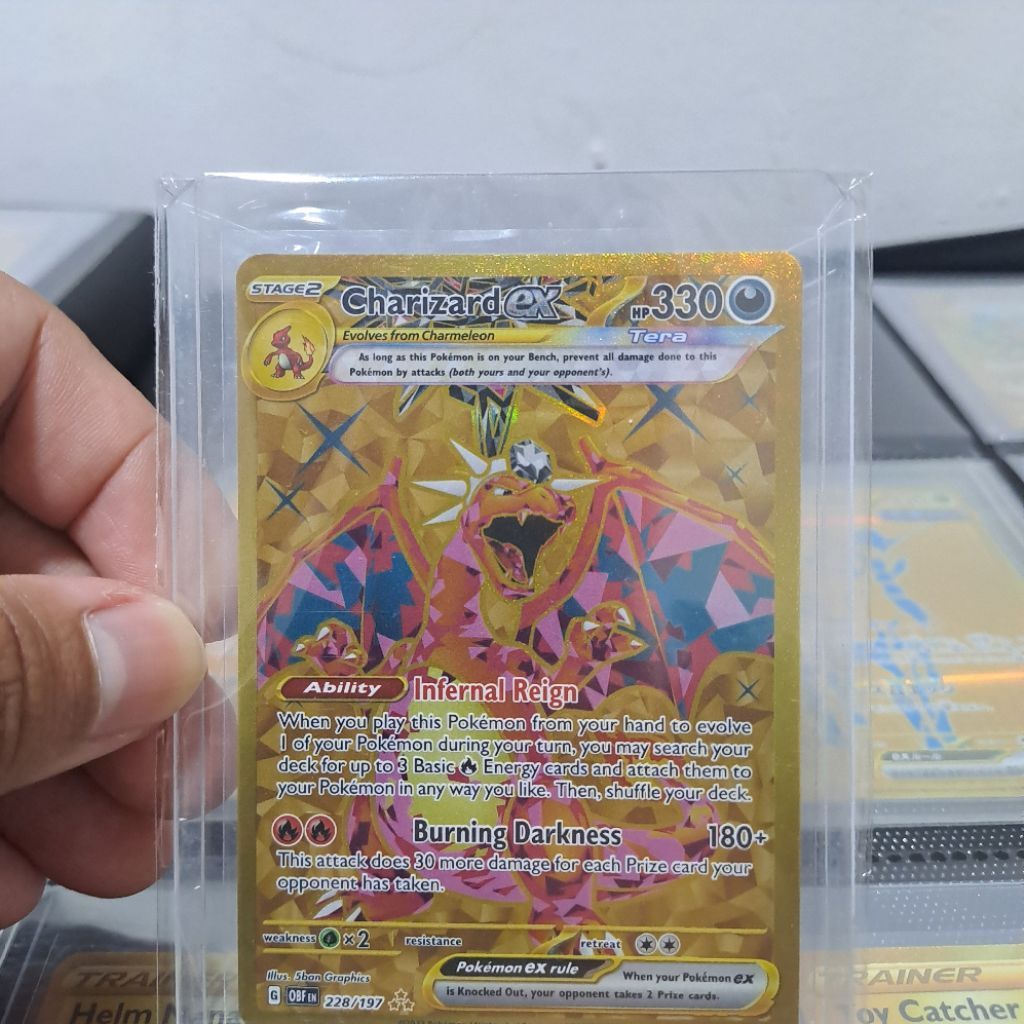 Kartu Pokemon Charizard ex UR English dan Pikachu ex UR Indonesia