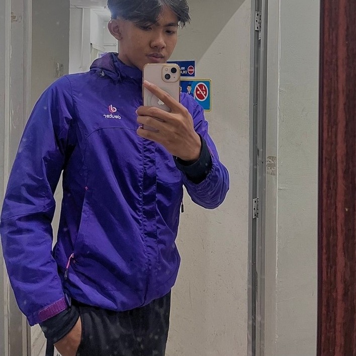 Jaket Deuter