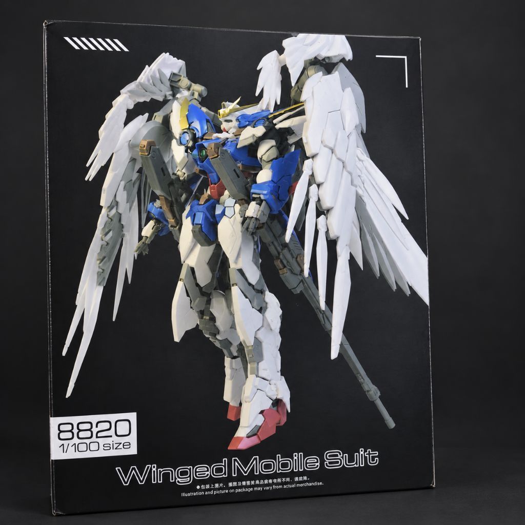 Daban 8820 1/100 Winged Mobile Suit