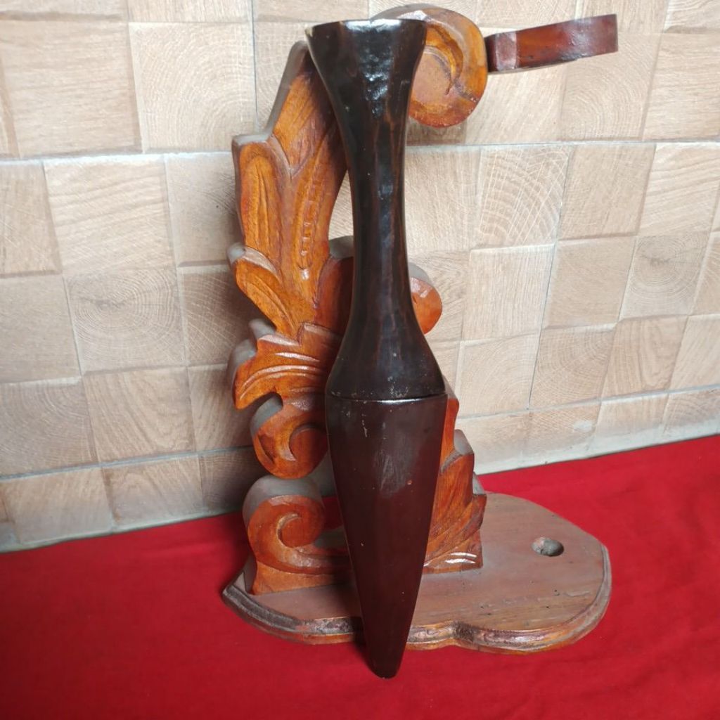 Tumbak Kuntul Nglangak Sepuh,Pamor Singkir,Pedaringan Kebak