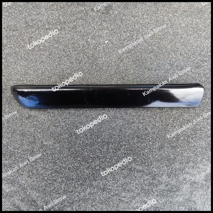 GRATIS ONGKIR LIS FENDER KIRI BMW E46