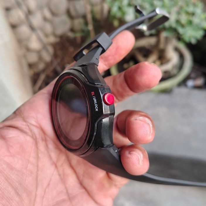 Jam Eiger LS 82 touch screen
