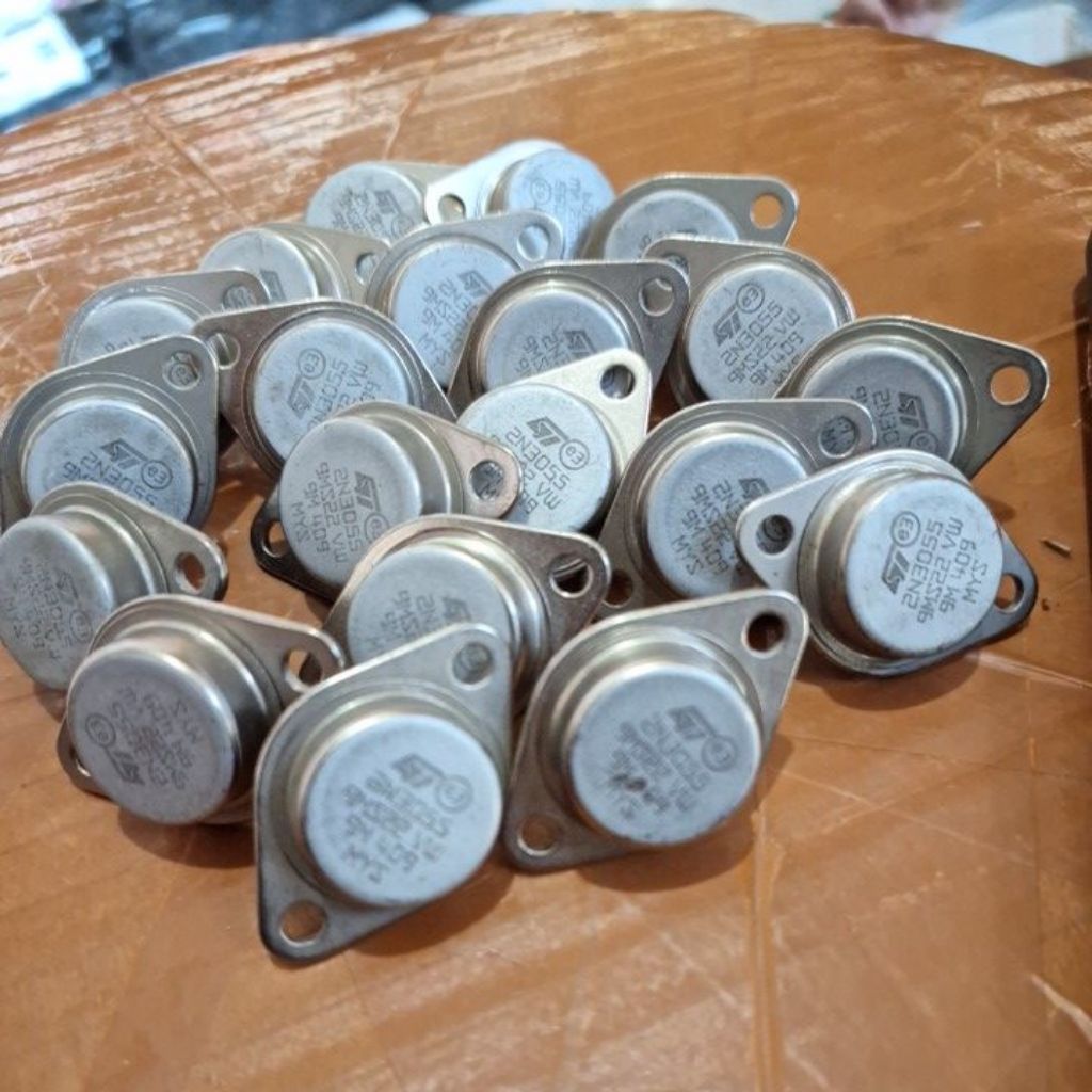 transistor jengkol 2N3055