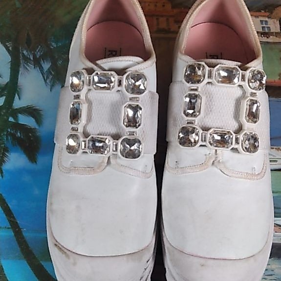 Roger vivier white shoes Paris second