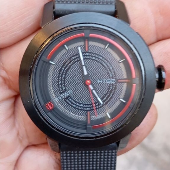 jam tangan merk Titan HTSE solar tech second bekas original