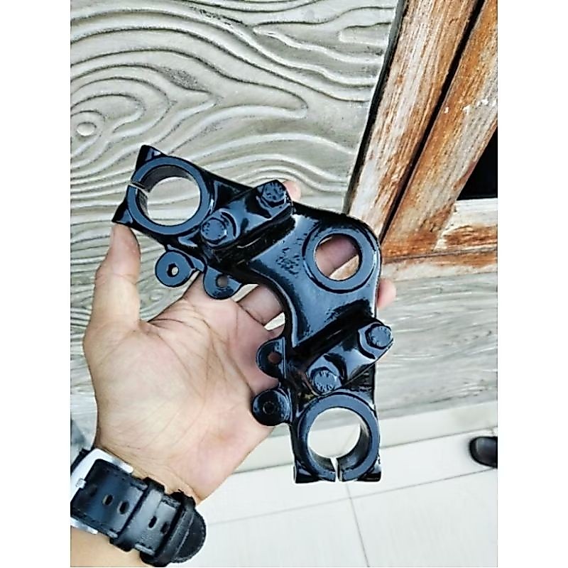 SEGITIGA GL ATAS T GL DUDUKAN STANG GL