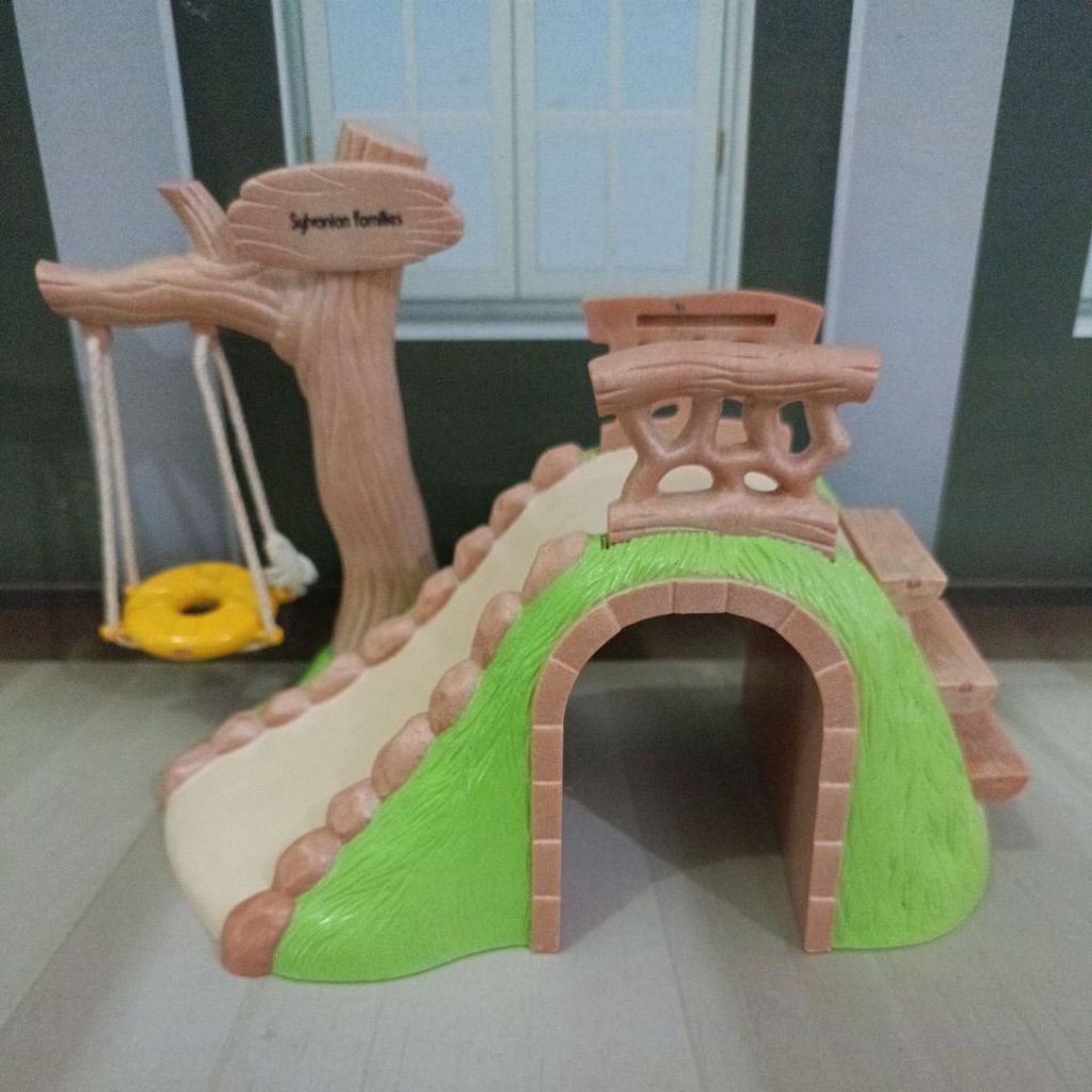Sylvanian Family Vintage Rare / Sylvanian Swing & Slide