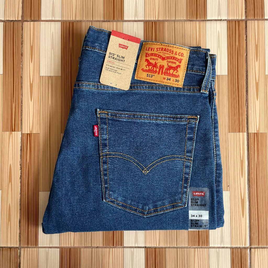 LEVIS 513 / SIZE 34x30 SLIM STRAIGHT BLUE
