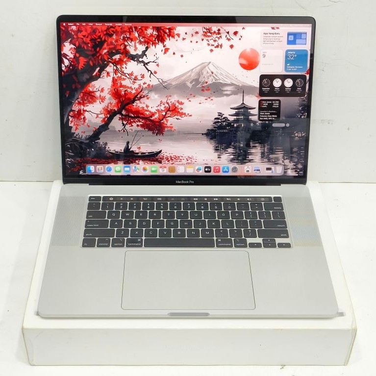 macbook pro 2019 16inc i7 ram 16gb ssd 512gb mulus