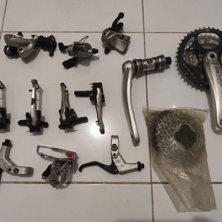 Shimano XT  9 Speed V-brake , Group Set MTB